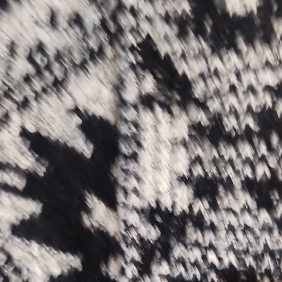 VENUS Black and Cream Knit Long Heavy Duster. - Picture 6 of 7